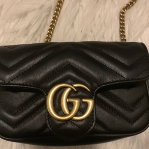 GG Marmont matelassé leather super mini bag